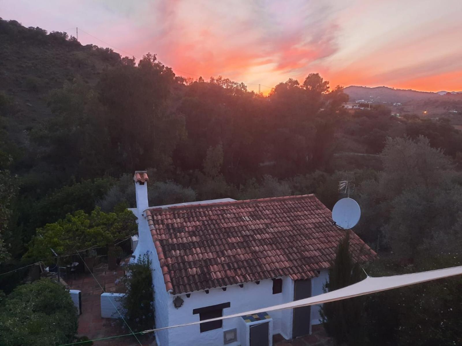 El Agua Da Vida Сasa de vacaciones Comares